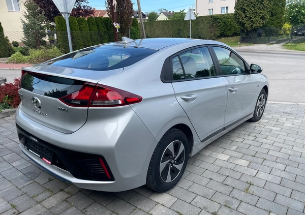 Hyundai IONIQ cena 69900 przebieg: 78900, rok produkcji 2019 z Kielce małe 191